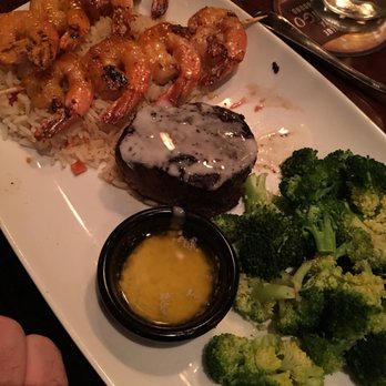LongHorn Steakhouse - Steakhouses Near Me - Warwick, Rhode Island