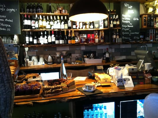 B Street Deli by null