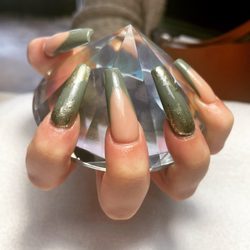 Polish Nails and Spa - Kinky Korals