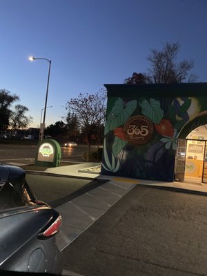 365 RECREATIONAL CANNABIS DISPENSARY - 59 Photos & 38 Reviews - 2750 ...