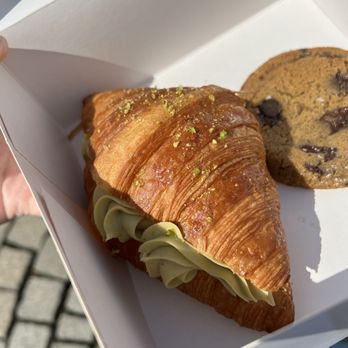 Buka - Bakeries Near Me - København