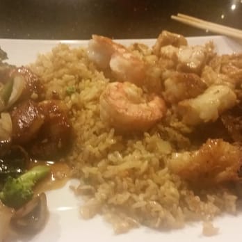 Kuchi - The combo plate...very good! - Sushi Bars Near Me - Tampa, Florida