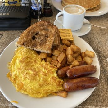 Latitudes Restaurant Hollywood - Breakfast & Brunch Near Me - Hollywood, Florida
