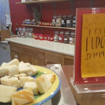 Paper Dreams - Free fudge samples - thanks! (12/15/19) - Cards & Stationery Near Me - Bellingham, Washington