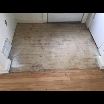 Molitor Traditional Flooring - Before and after of our entry way, living room, layers 3-4 of kitchen vinyl and tar paper, and the breathtaking after photos! - Flooring Near Me Molitor Traditional Flooring - Before and after of our entry way, living room, layers 3-4 of kitchen vinyl and tar paper, and the breathtaking after photos! - Flooring Near Me