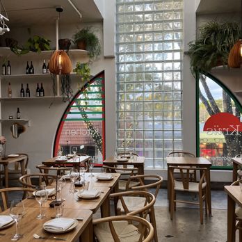 Krüs Kitchen - Vibe - New American Near Me - Miami, Florida