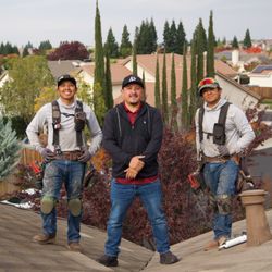 Alex Perez's Roofing - We are ready to make your home WATERTIGHT! 

Luis, Alex & Juan