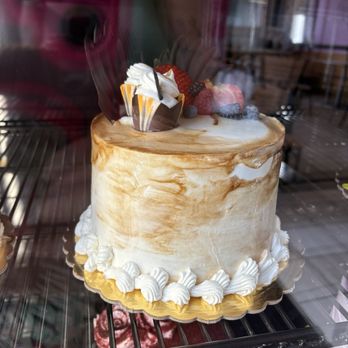 Pink Orchid - Bakeries Near Me - Los Angeles, California