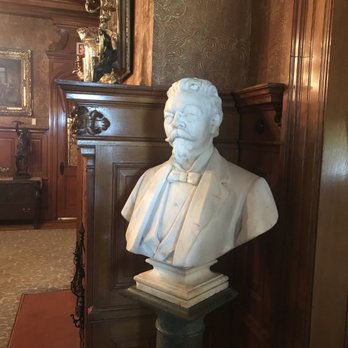 The Captain Frederick Pabst Mansion - Museums Near Me - Milwaukee, Wisconsin