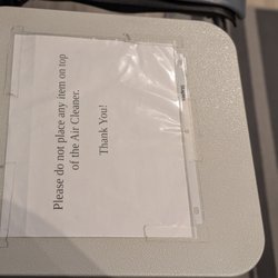 MD Unionville Medical Clinic - Note to not use the air cleaner as a table
