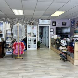 Heidee's Formals - Interior store
