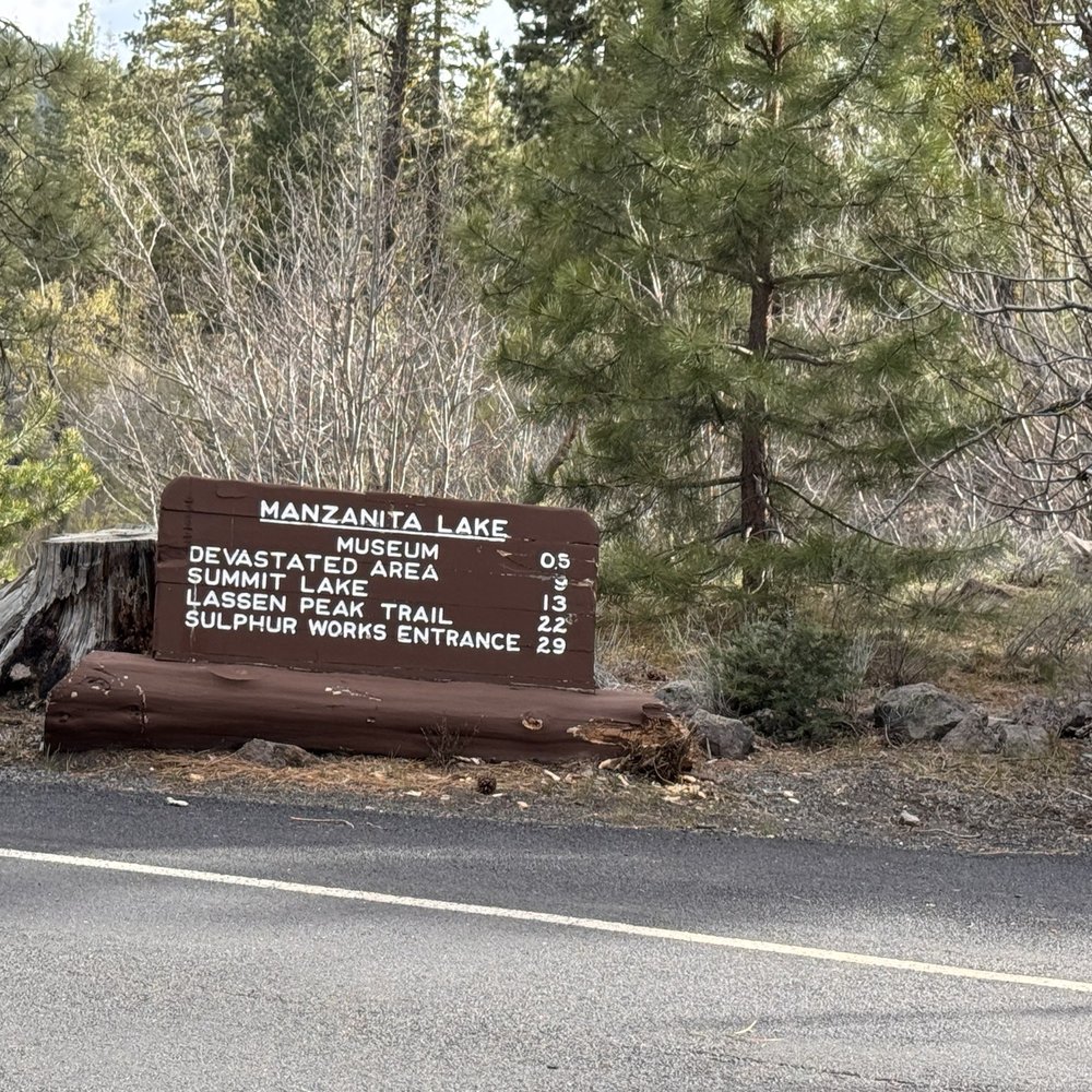 Manzanita Lake loop - Miles to sites from entrance - Hiking Near Me