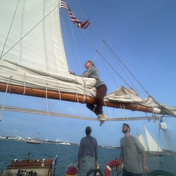 Schooner Appledore - Boat Charters Near Me - Key West, Florida Schooner Appledore - Boat Charters Near Me - Key West, Florida