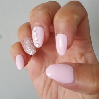 Loving Nail Salon - Each nail is going in a different direction. - Nail Salons Near Me - Nottingham, Maryland