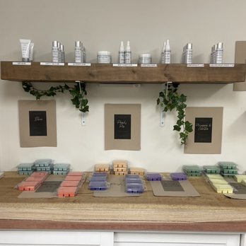 BeYOUtifully Bare - Wax melts made by her, and some skincare - Sugaring Near Me - Sacramento, California