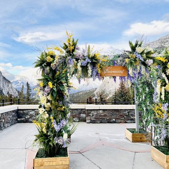 Fairmont Banff Springs - Hotels Near Me - Banff, Alberta Fairmont Banff Springs - Hotels Near Me - Banff, Alberta