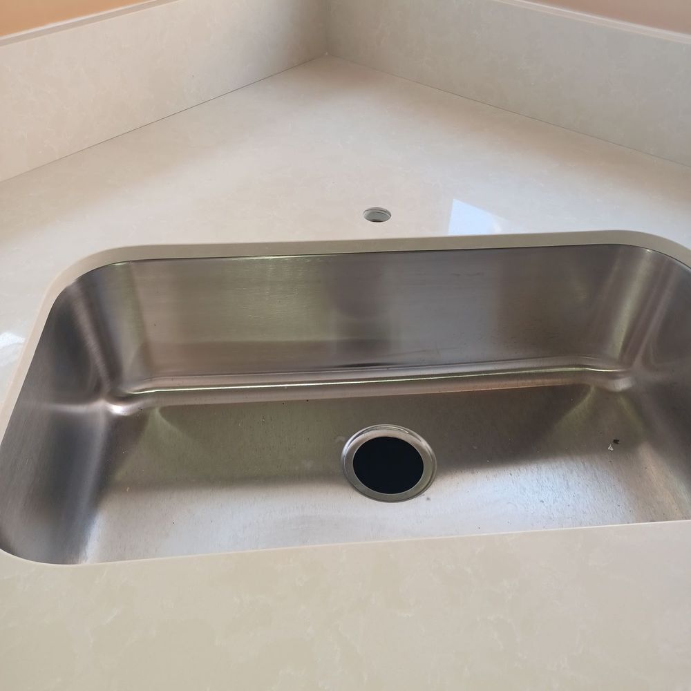 SoCal Kitchen Cabinets - No faucet - Cabinetry Near Me - Los Angeles, California
