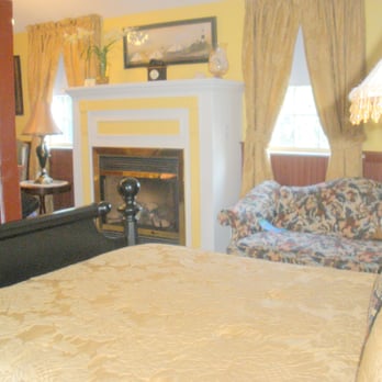 Holiday Guest House - spacious rooms - Hotels Near Me - Wells, Maine Holiday Guest House - spacious rooms - Hotels Near Me - Wells, Maine