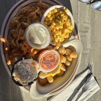 Dan's Clam Stand - Seafood Near Me - Crystal River, Florida