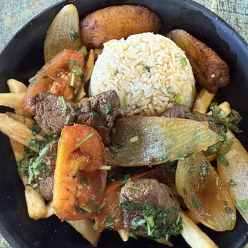 Pikkito - Lomo soltado - Peruvian Near Me - Madison, Wisconsin