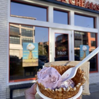Jeni's Splendid Ice Creams - Ice Cream & Frozen Yogurt Near Me - Austin, Texas Jeni's Splendid Ice Creams - Ice Cream & Frozen Yogurt Near Me - Austin, Texas