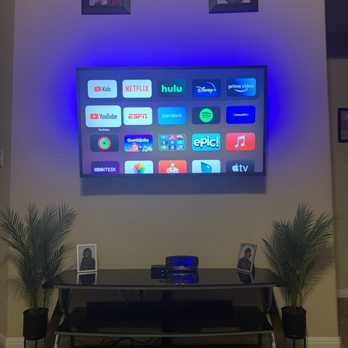 TV On The Wall - Living room - TV Mounting Near Me - San Antonio, Texas