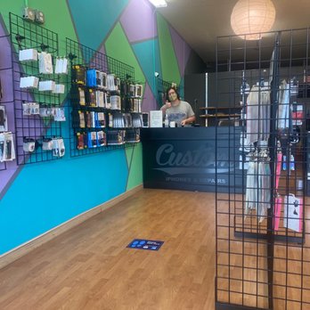Custom iPhones & Repairs - James Master repairman - Electronics Repair Near Me - Redondo Beach, California Custom iPhones & Repairs - James Master repairman - Electronics Repair Near Me - Redondo Beach, California