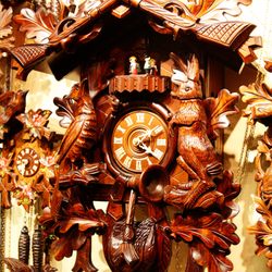 Cornwell Clocks - German cuckoo clocks with exquisite hand carvings
