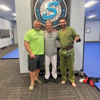 Synthesis Brazilian Jiu-Jitsu - Dropped in Synthesis BJJ for a few days while I was in Rochester. Great coaching and facilities all around! Friendly and welcoming! - Brazilian Jiu-jitsu Near Me - Rochester, New York Synthesis Brazilian Jiu-Jitsu - Dropped in Synthesis BJJ for a few days while I was in Rochester. Great coaching and facilities all around! Friendly and welcoming! - Brazilian Jiu-jitsu Near Me - Rochester, New York
