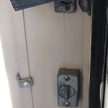 Glenloch Locks - Old inside view. - Keys & Locksmiths Near Me - Philadelphia, Pennsylvania Glenloch Locks - Old inside view. - Keys & Locksmiths Near Me - Philadelphia, Pennsylvania