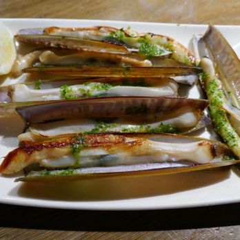 Ciutat Comtal - Razor Clams! - Tapas Bars Near Me - Barcelona, B Ciutat Comtal - Razor Clams! - Tapas Bars Near Me - Barcelona, B
