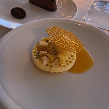 Caruso's - The bees have it dessert - New American Near Me - Montecito, California Caruso's - The bees have it dessert - New American Near Me - Montecito, California