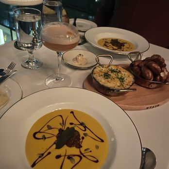 The Bygone - Crap dip and butternut squash soup - American Near Me - Baltimore, Maryland The Bygone - Crap dip and butternut squash soup - American Near Me - Baltimore, Maryland