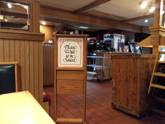 PIZZA HUT - Updated December 2024 - 13 Photos & 18 Reviews - 8 N