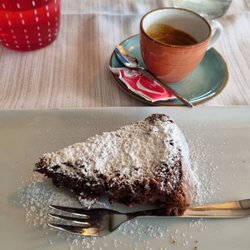 Le Arcate - Caprese cake