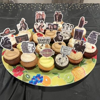 Icing On The Cupcake - Cupcakes Near Me - Sacramento, California