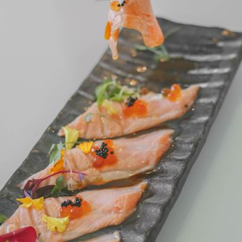 Gindi Thai - Seared Salmon with Truffle Oil - Sushi Bars Near Me - Burbank, California Gindi Thai - Seared Salmon with Truffle Oil - Sushi Bars Near Me - Burbank, California