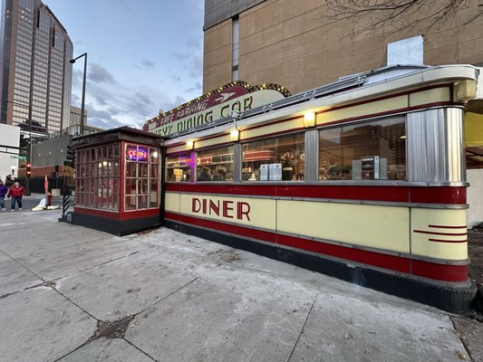 Mickey's Diner by null