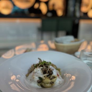 Le Jardinier - French Near Me - Miami, Florida