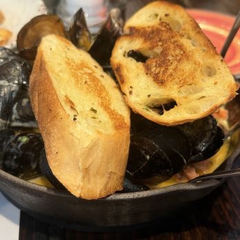 Ragin Reef Frederick - Mussels - Seafood Near Me - Frederick, Maryland