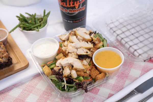 Salty's BBQ by null