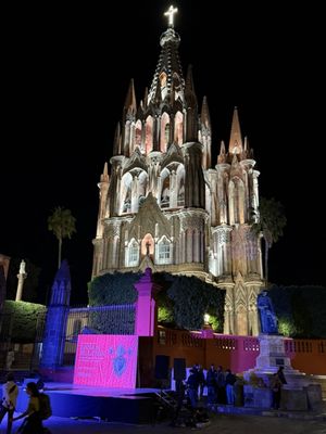 Parroquia de San Miguel Arcángel by null