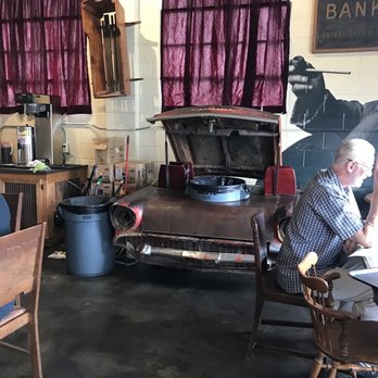 Naaman's BBQ - Barbeque Near Me - Texarkana, Texas