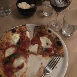 Da Mario Restaurant - Margarita "Extra" Pizza