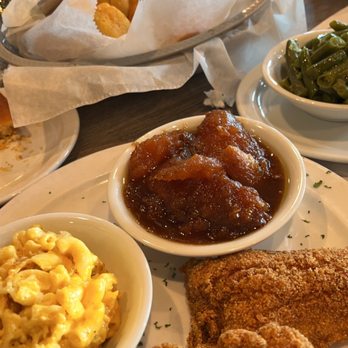 Cornbread Restaurant & Bar - Catfish, sweet potatoes, macaroni, green beans and sweet potato muffins - Soul Food Near Me - Southfield, Michigan Cornbread Restaurant & Bar - Catfish, sweet potatoes, macaroni, green beans and sweet potato muffins - Soul Food Near Me - Southfield, Michigan
