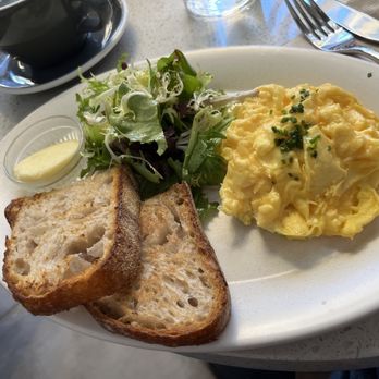 In Common NYC - Soft scrambled organic eggs - Cafes Near Me - New York, New York