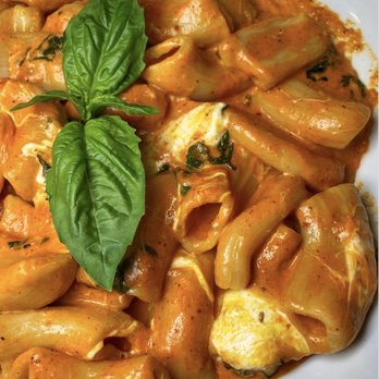 Passione Della Cucina - Homemade Rigatoni Napolitano - Italian Near Me - Carle Place, New York Passione Della Cucina - Homemade Rigatoni Napolitano - Italian Near Me - Carle Place, New York
