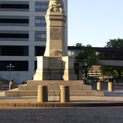 The Norfolk Confederate Monument - The Norfolk Confederate Monument