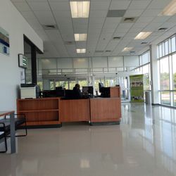 Harris Health Martin Luther King Jr. Health Center - Front area, never helpful go around to the left desk