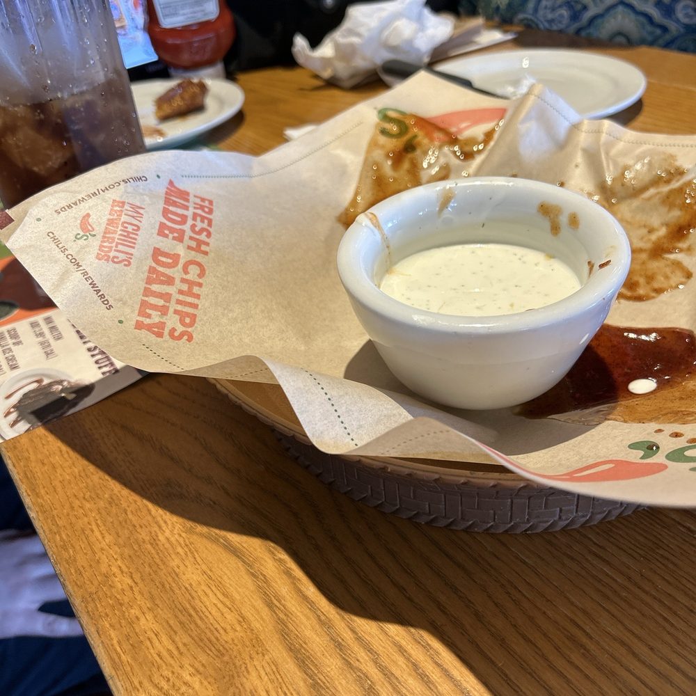Chili's - Empty platter of sauces Mozz - Tex-Mex Near Me - Hemet, California Chili's - Empty platter of sauces Mozz - Tex-Mex Near Me - Hemet, California